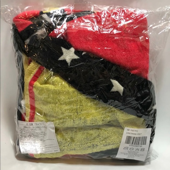 NWT Tokyo Disney Mickey Towel Wrap - Picture 3 of 3